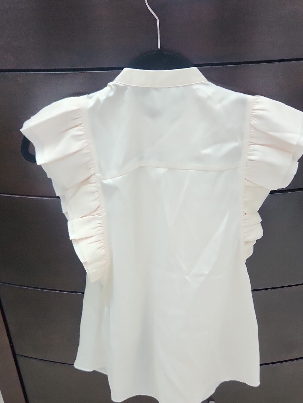 Express Cream Ruffle Sleeve Blouse - Picture 3 of 3